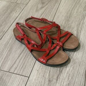 Dansko Jovie Red Leather strappy sandals 39 Women’s